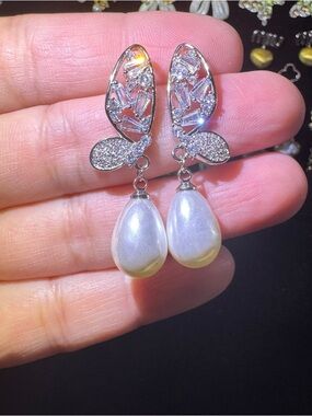 Elegant butterfly Pearl Drop cz Dangle Earrings - Silver Tone